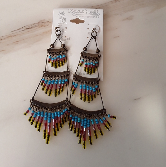 Jewelry - VTG ROSEBUD COLLECTABLE BOHO CHANDELIER EARRING